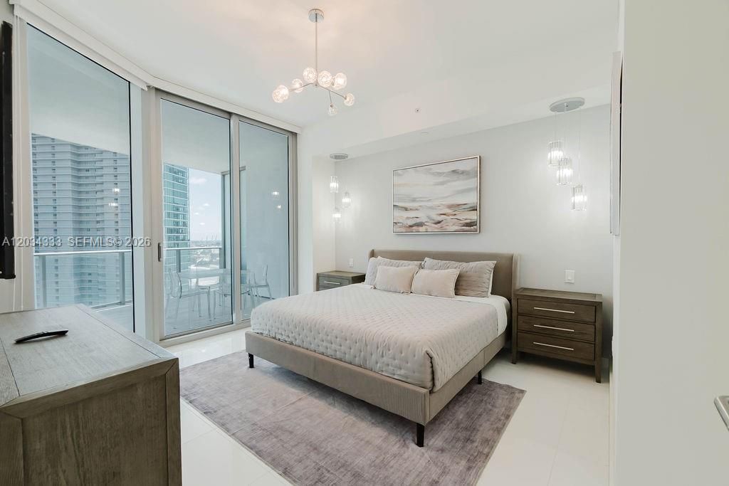 851 NE 1st Ave, Unit 2303, Miami, FL 33132 Photo