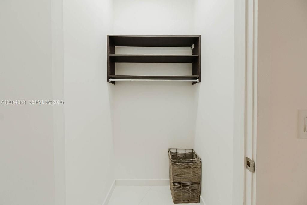 851 NE 1st Ave, Unit 2303, Miami, FL 33132 Photo