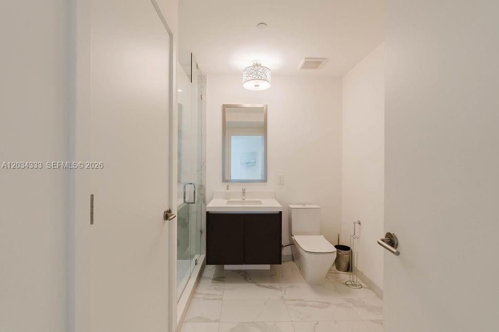 851 NE 1st Ave, Unit 2303, Miami, FL 33132 Photo