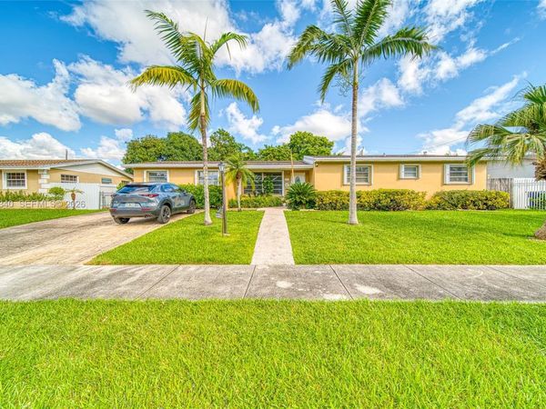 11331 SW 176 th St, Miami, FL 33157
