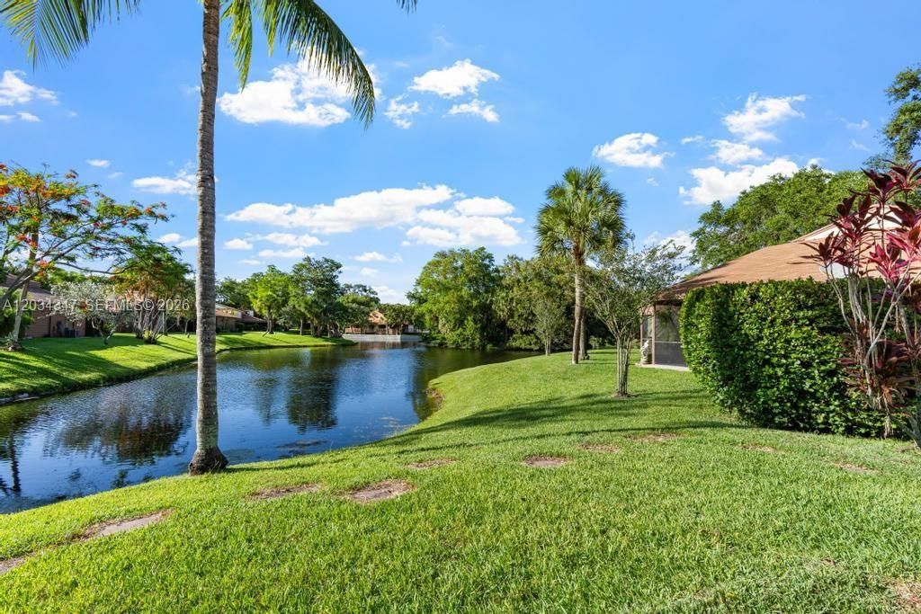 6185 Live Oak Ct , Unit C, Tamarac, FL 33319 Photo
