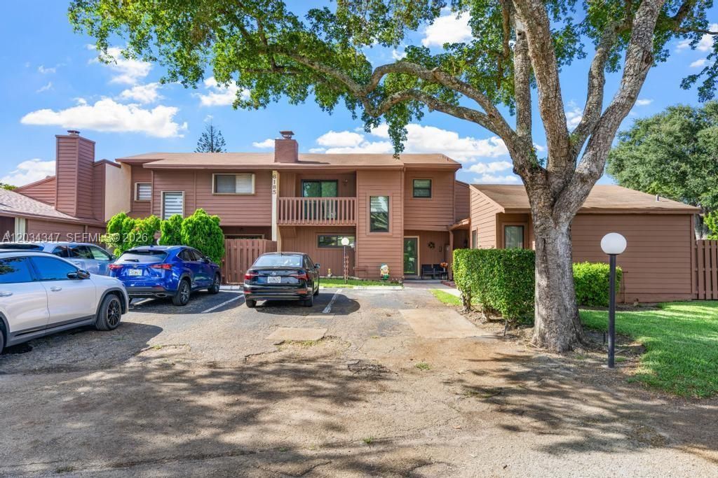 6185 Live Oak Ct , Unit C, Tamarac, FL 33319 Photo