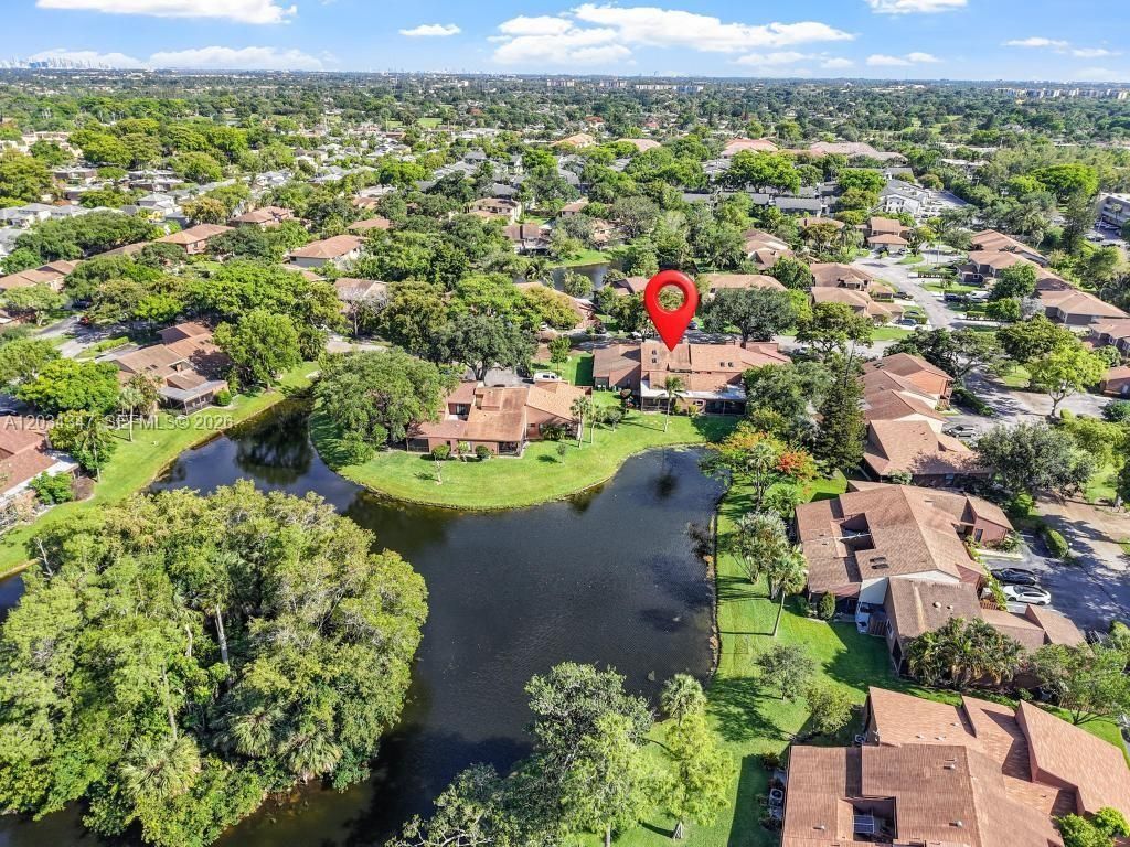 6185 Live Oak Ct , Unit C, Tamarac, FL 33319 Photo