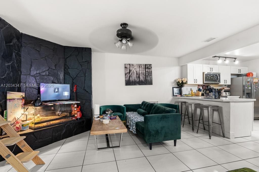 6185 Live Oak Ct , Unit C, Tamarac, FL 33319 Photo