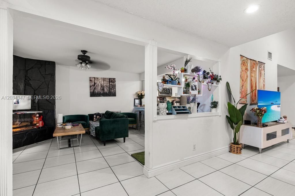6185 Live Oak Ct , Unit C, Tamarac, FL 33319 Photo