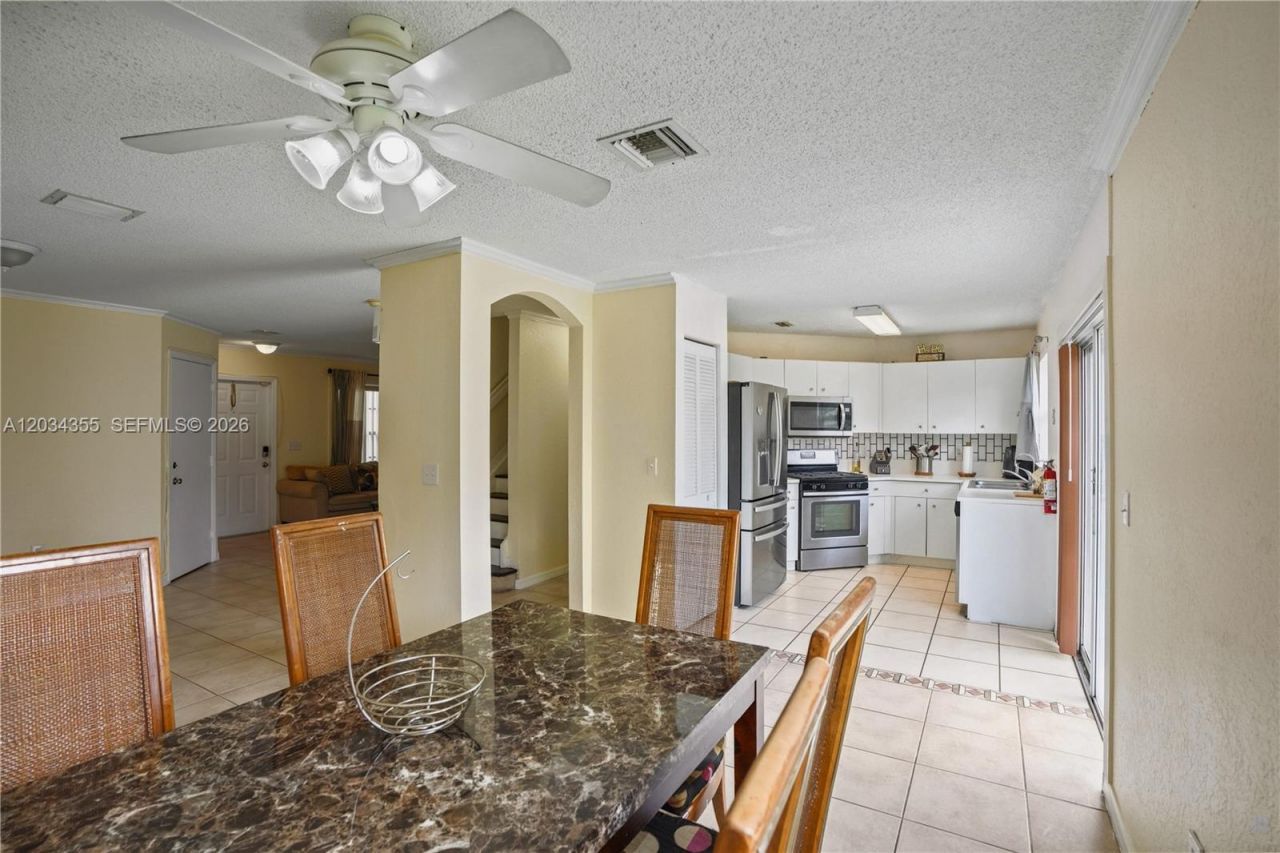8964 NW 53rd Ct , Sunrise, FL 33351 Photo