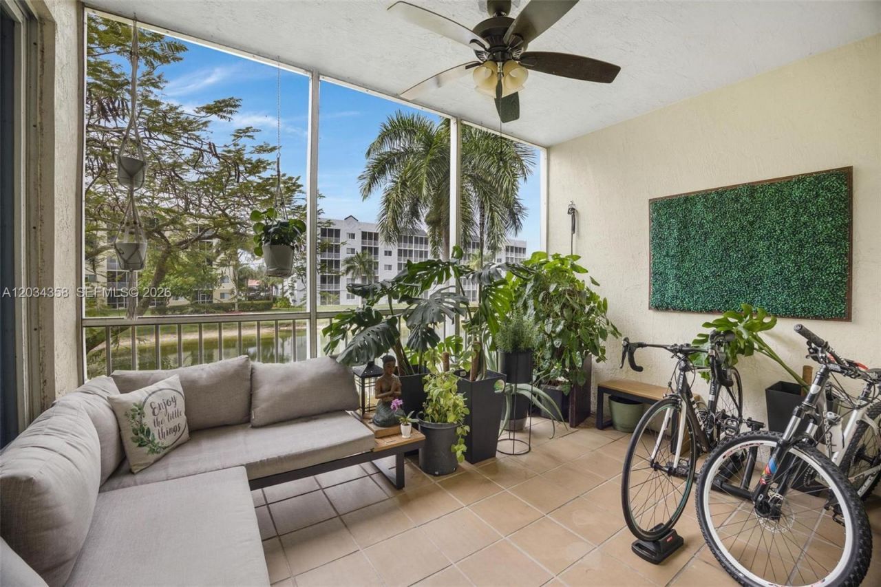 10720 NW 66th St , Unit 202, Doral, FL 33178 Photo