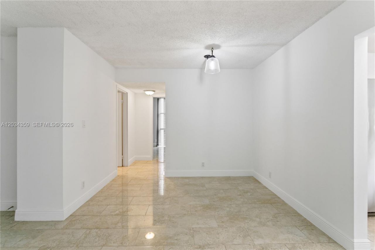 17021 N Bay Rd, Unit 429, Sunny Isles Beach, FL 33160 Photo
