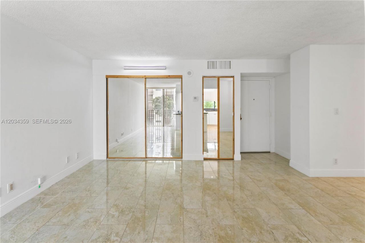 17021 N Bay Rd, Unit 429, Sunny Isles Beach, FL 33160 Photo