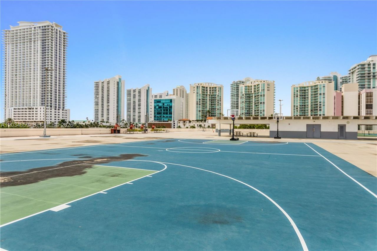 17021 N Bay Rd, Unit 429, Sunny Isles Beach, FL 33160 Photo