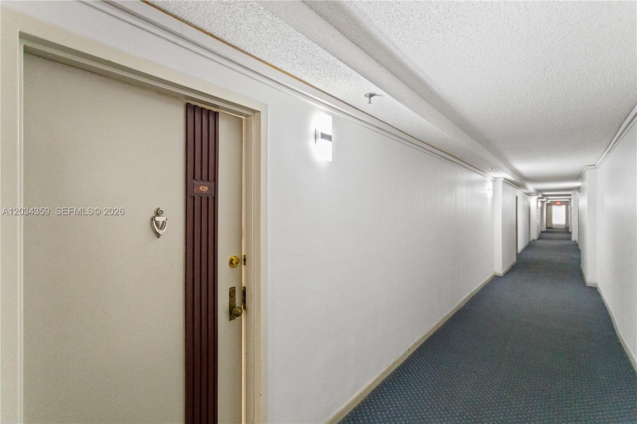 17021 N Bay Rd, Unit 429, Sunny Isles Beach, FL 33160 Photo