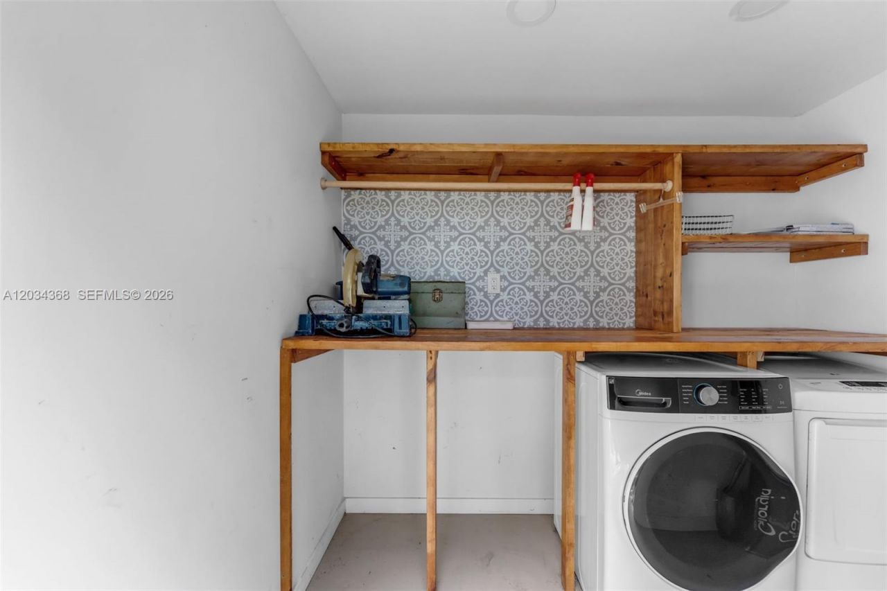 421 NW 105th St, Miami, FL 33150 Photo