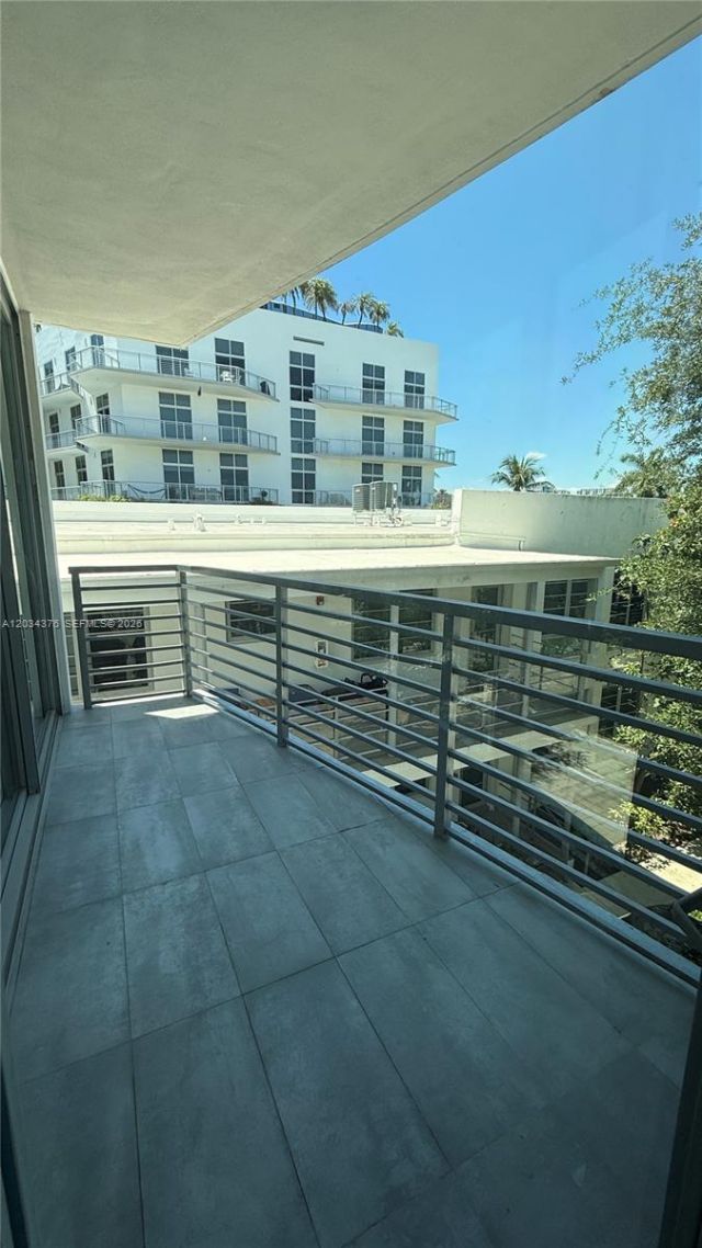 2025 Meridian Ave , Unit 4, Miami Beach, FL 33139 Photo