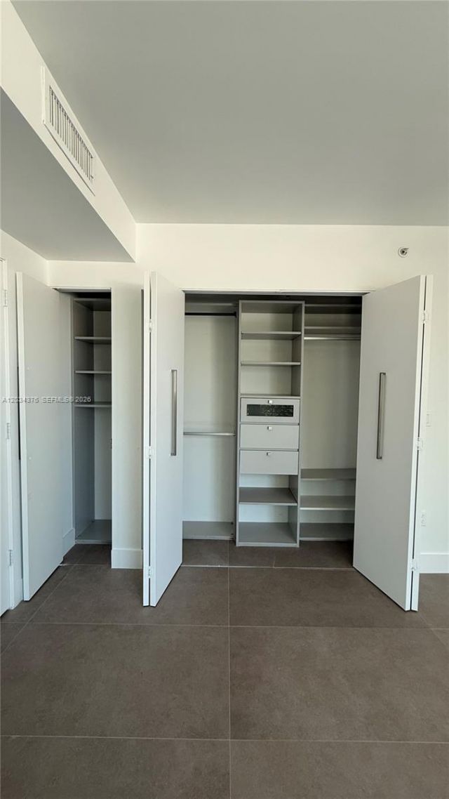 2025 Meridian Ave , Unit 4, Miami Beach, FL 33139 Photo