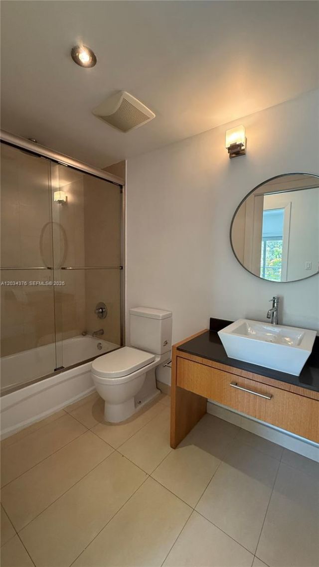 2025 Meridian Ave , Unit 4, Miami Beach, FL 33139 Photo