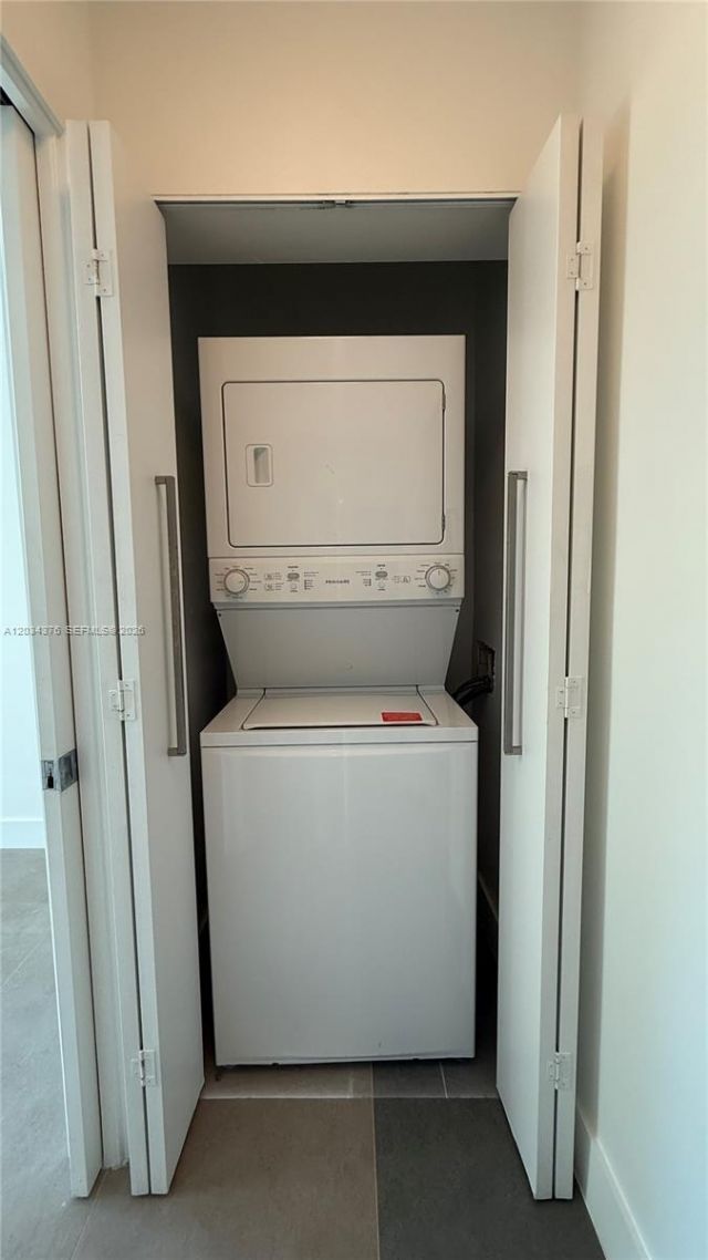 2025 Meridian Ave , Unit 4, Miami Beach, FL 33139 Photo
