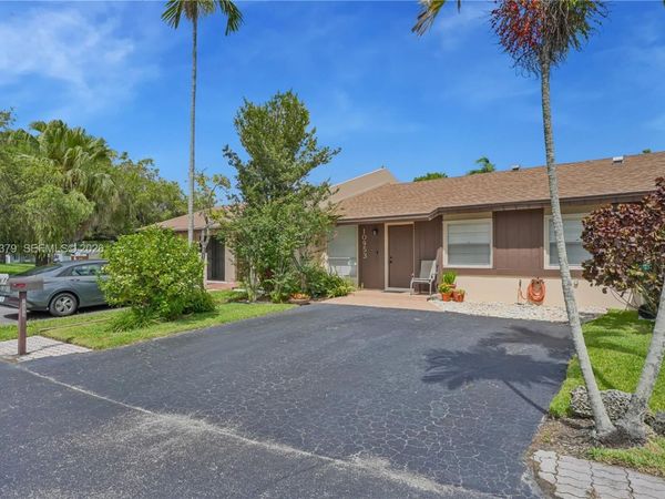 10953 SW 122nd Ct , Miami, FL 33186