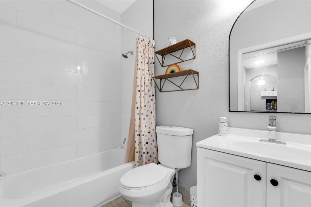 2551 SE 16th Ter , Unit 101, Homestead, FL 33035 Photo