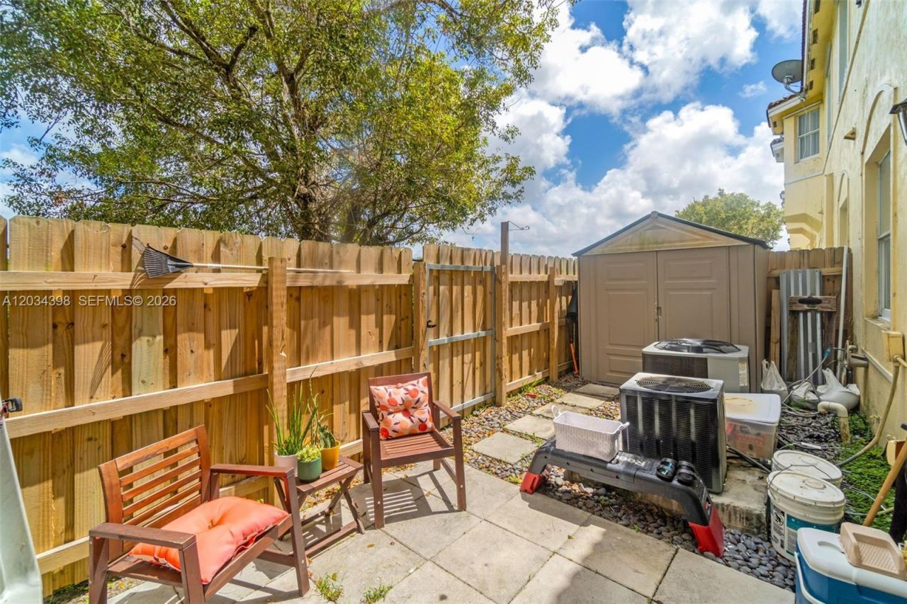 2551 SE 16th Ter , Unit 101, Homestead, FL 33035 Photo