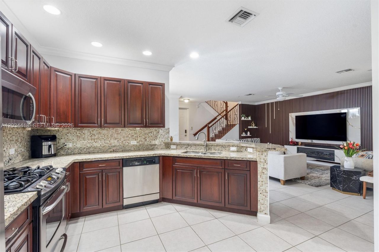 2925 NW 126th Ave, Unit 105, Sunrise, FL 33323 Photo