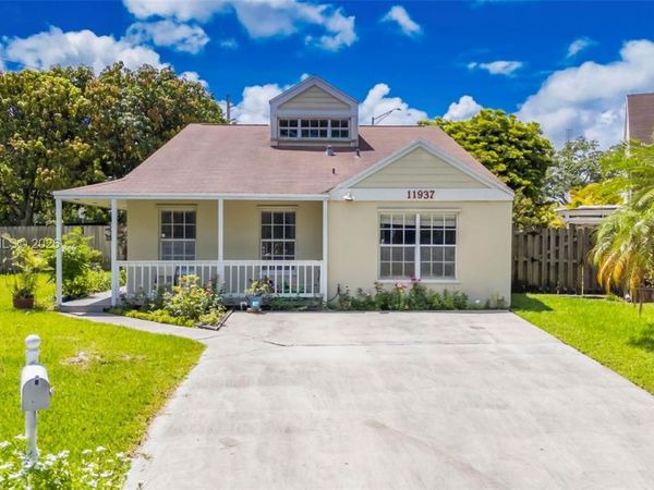 11937 SW 117th Ct , Miami, FL 33186
