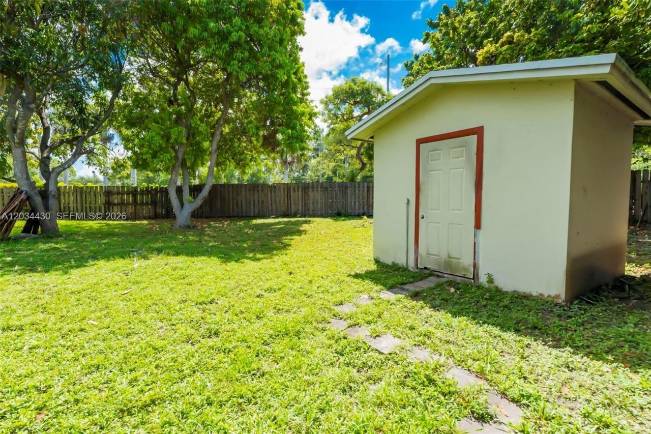 11937 SW 117th Ct , Miami, FL 33186 Photo