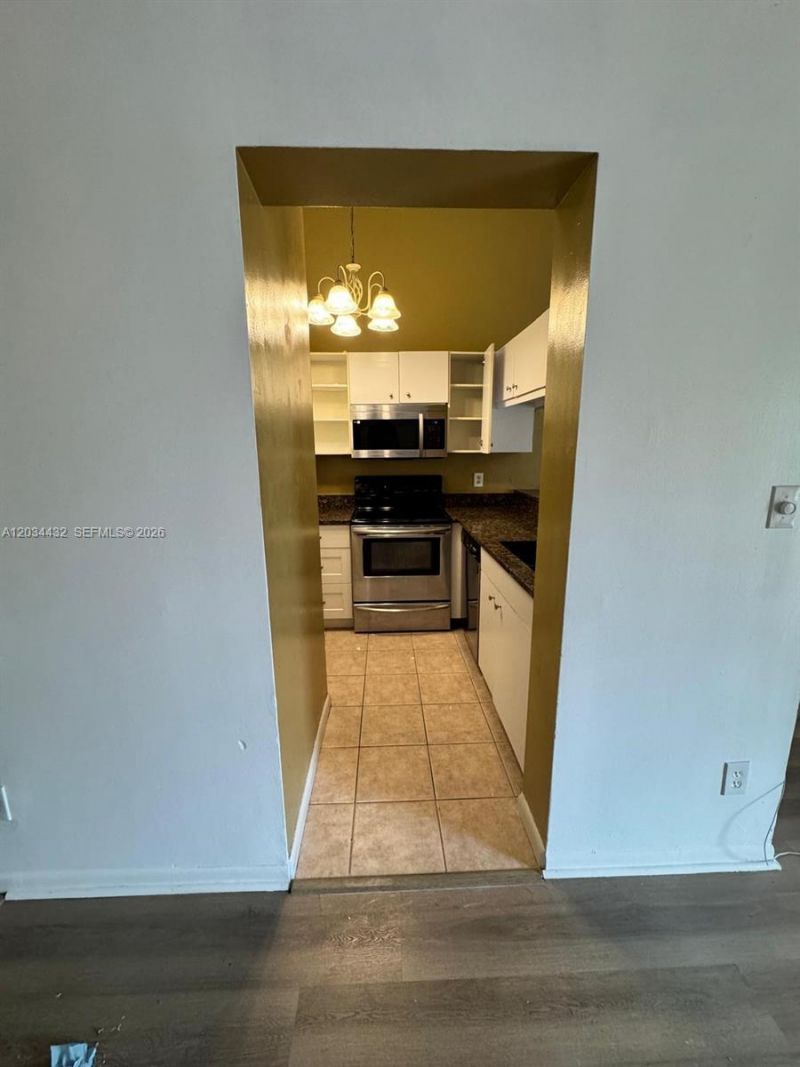 911 Coral Club Dr , Unit 911, Coral Springs, FL 33071 Photo