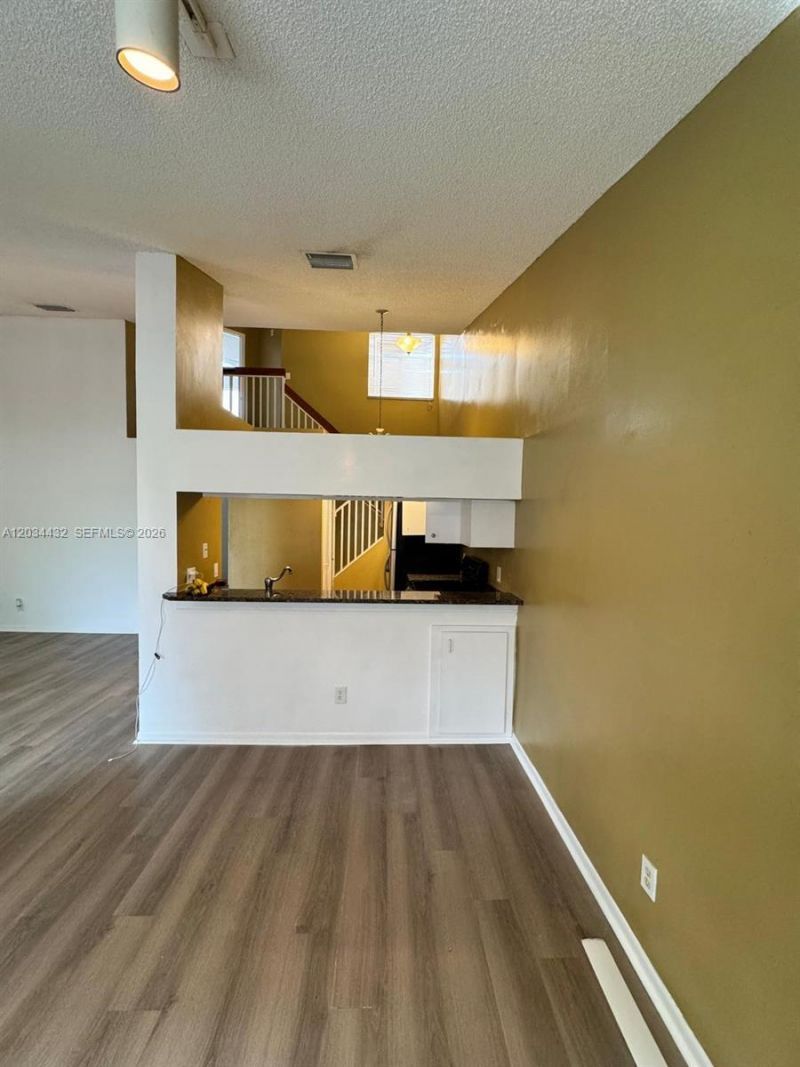 911 Coral Club Dr , Unit 911, Coral Springs, FL 33071 Photo