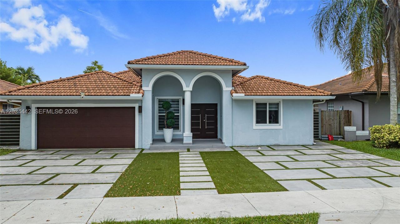 15932 SW 101st Ter , Miami, FL 33196 Photo