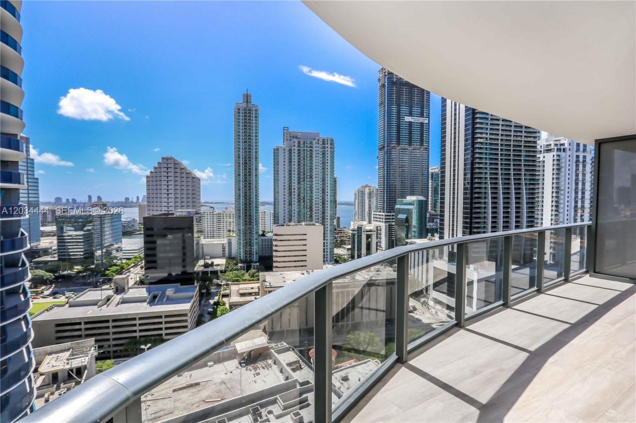 45 SW 9th St , Unit 2201, Miami, FL 33130 Photo