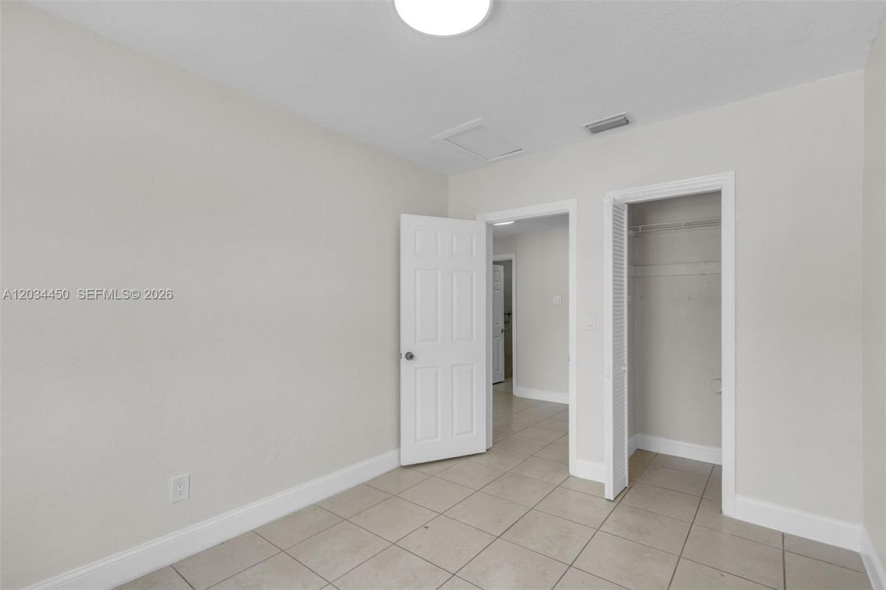 2791 SW 34th Ct, Miami, FL 33133 Photo