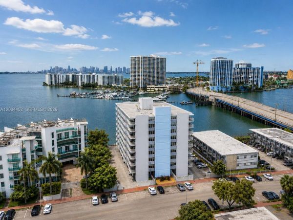 2016 Bay Dr , Unit 504, Miami Beach, FL 33141