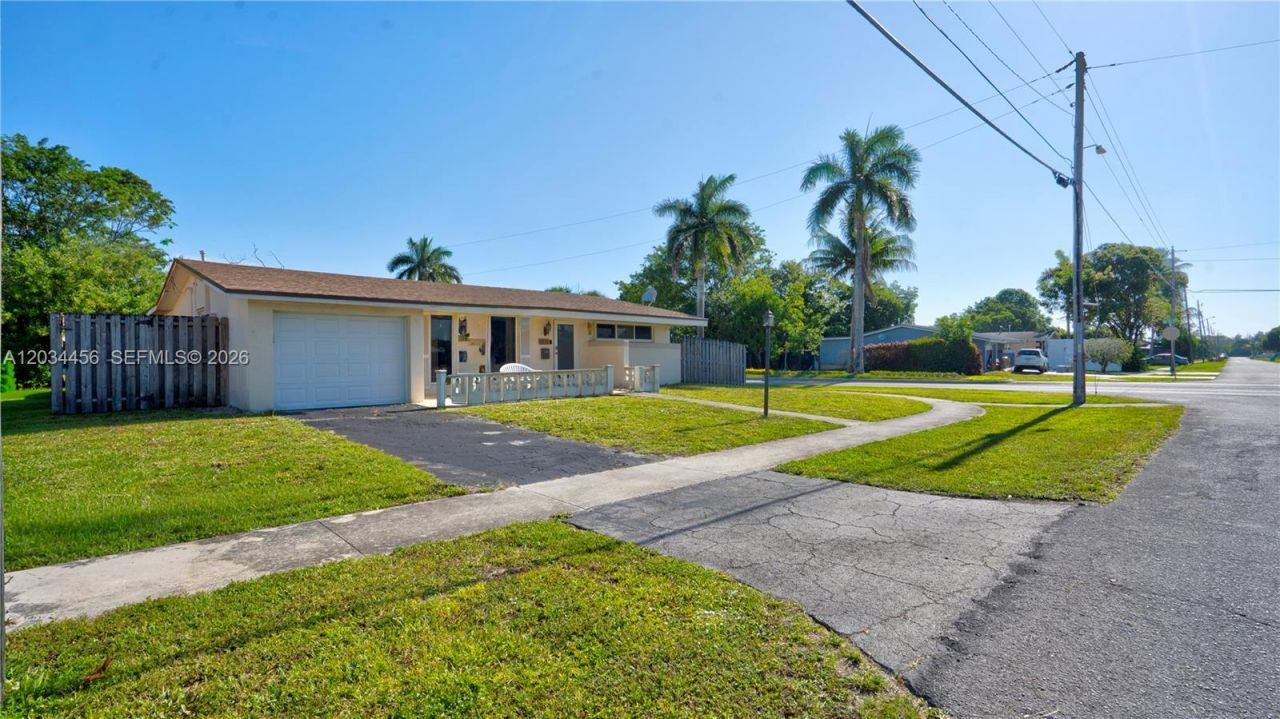 6801 NW 25th Ct, Sunrise, FL 33313 Photo