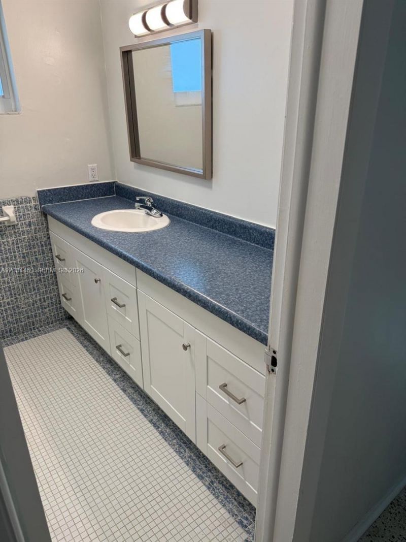 400 Miller Rd, Coral Gables, FL 33146 Photo