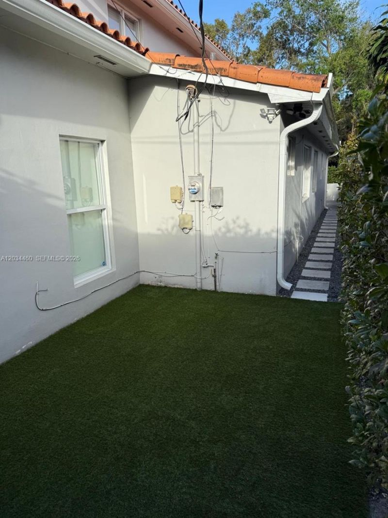 400 Miller Rd, Coral Gables, FL 33146 Photo