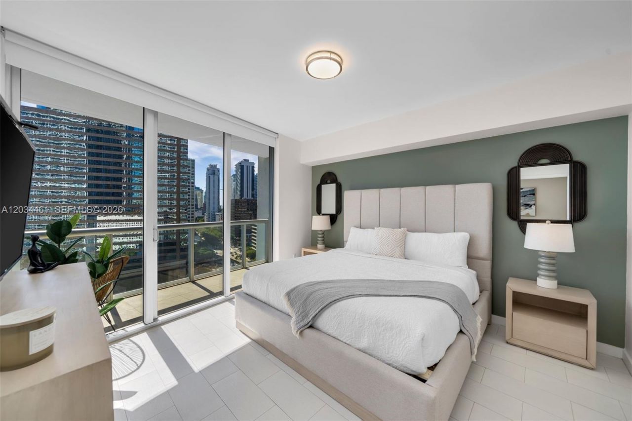 485 Brickell Ave , Unit 1709, Miami, FL 33131 Photo