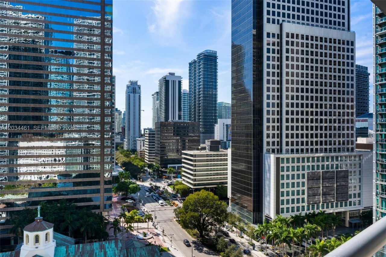 485 Brickell Ave , Unit 1709, Miami, FL 33131 Photo