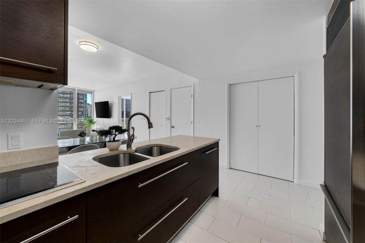 485 Brickell Ave , Unit 1709, Miami, FL 33131 Photo