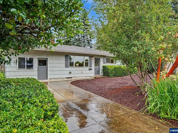 1695 NW Arthur Cir, Corvallis, OR 97330