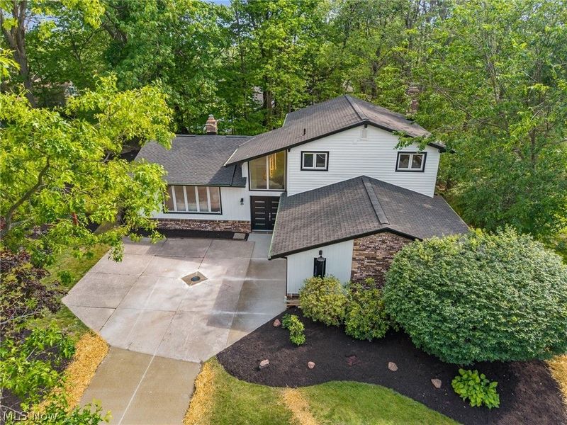 32650 Stony Brook Lane, Solon, OH 44139 Photo 10