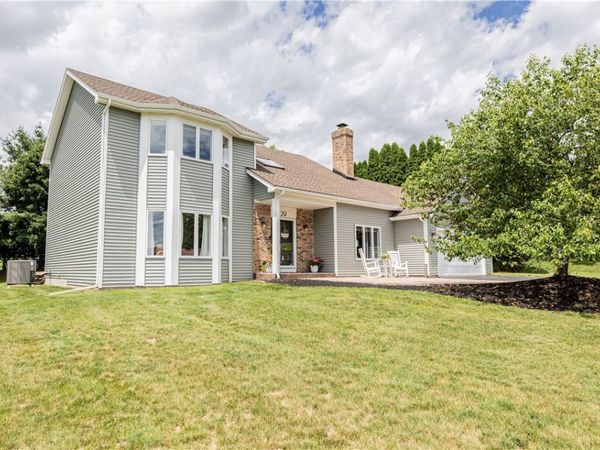 29 Ironwood Drive, Fairport, NY 14450