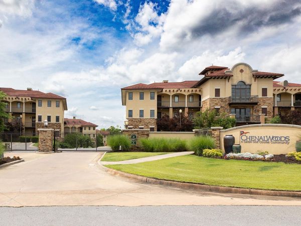 601 Chenal Woods Drive , Little Rock, AR 72223