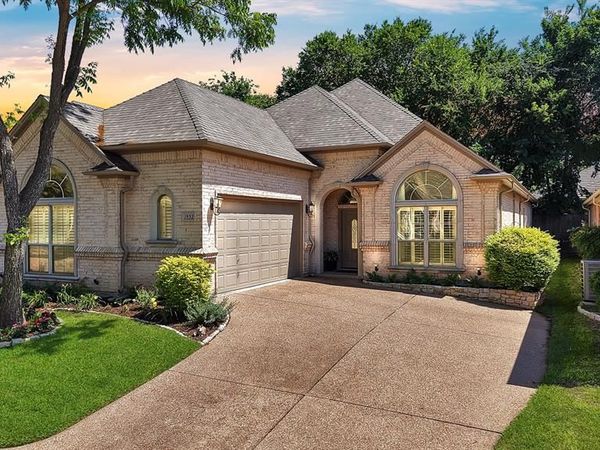 1932 Channing Park Drive, Arlington, TX 76013