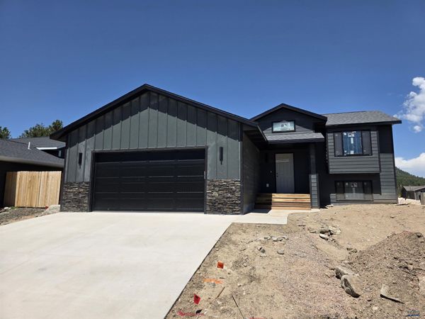 441 YELNER DR, Box Elder, SD 57719