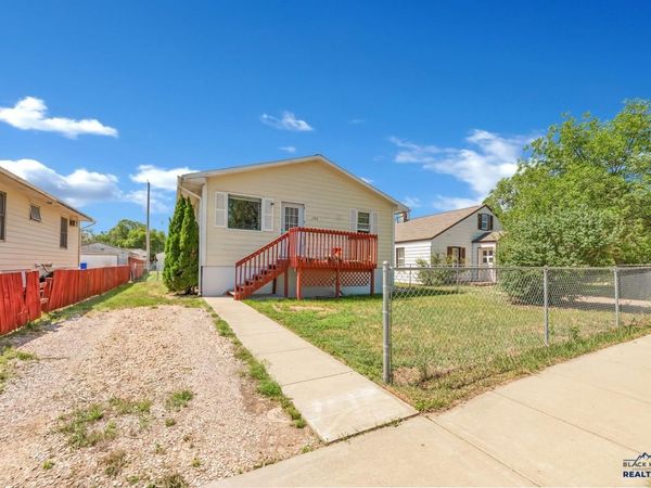109 E MONROE AVE, Rapid City, SD 57701