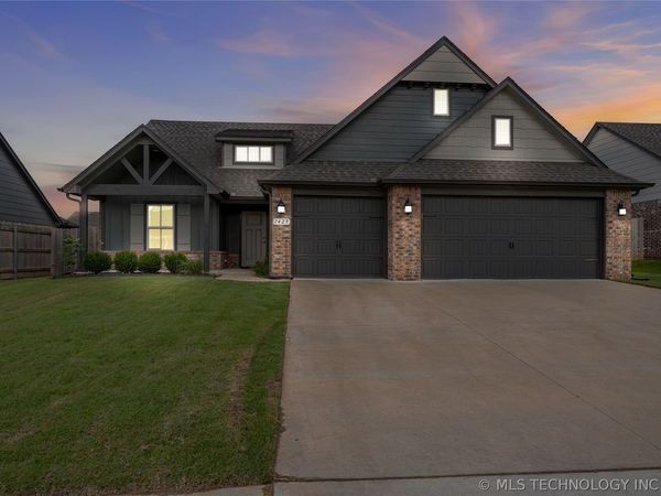 1423 E South Park Place , Broken Arrow, OK 74011