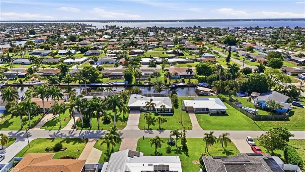 2835 SE 18th Ave, Cape Coral, FL 33904 Photo