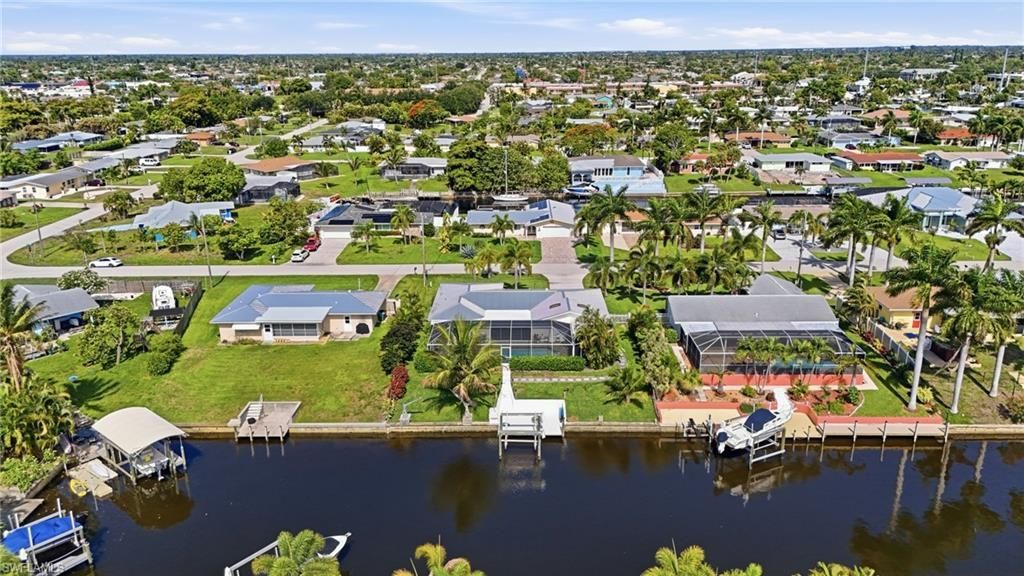 2835 SE 18th Ave, Cape Coral, FL 33904 Photo