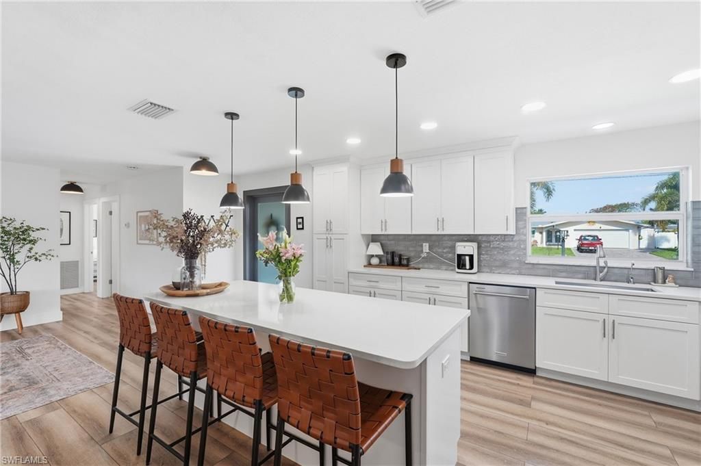 2835 SE 18th Ave, Cape Coral, FL 33904 Photo