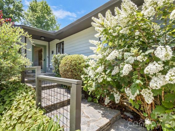 10 Morning Dew Drive , Asheville, NC 28804